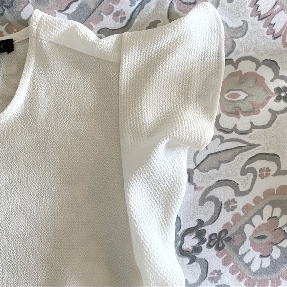 Dynamite Flutter Sleeve Top - Picture 2 of 5